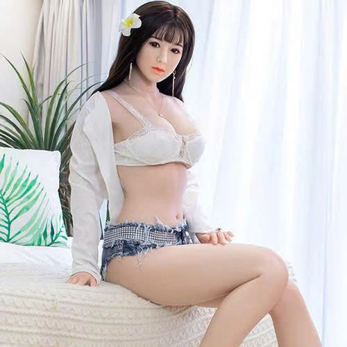 Lưu ý khi sử dụng Búp bê tình dục giúp cải thiện kỹ năng giường chiếu